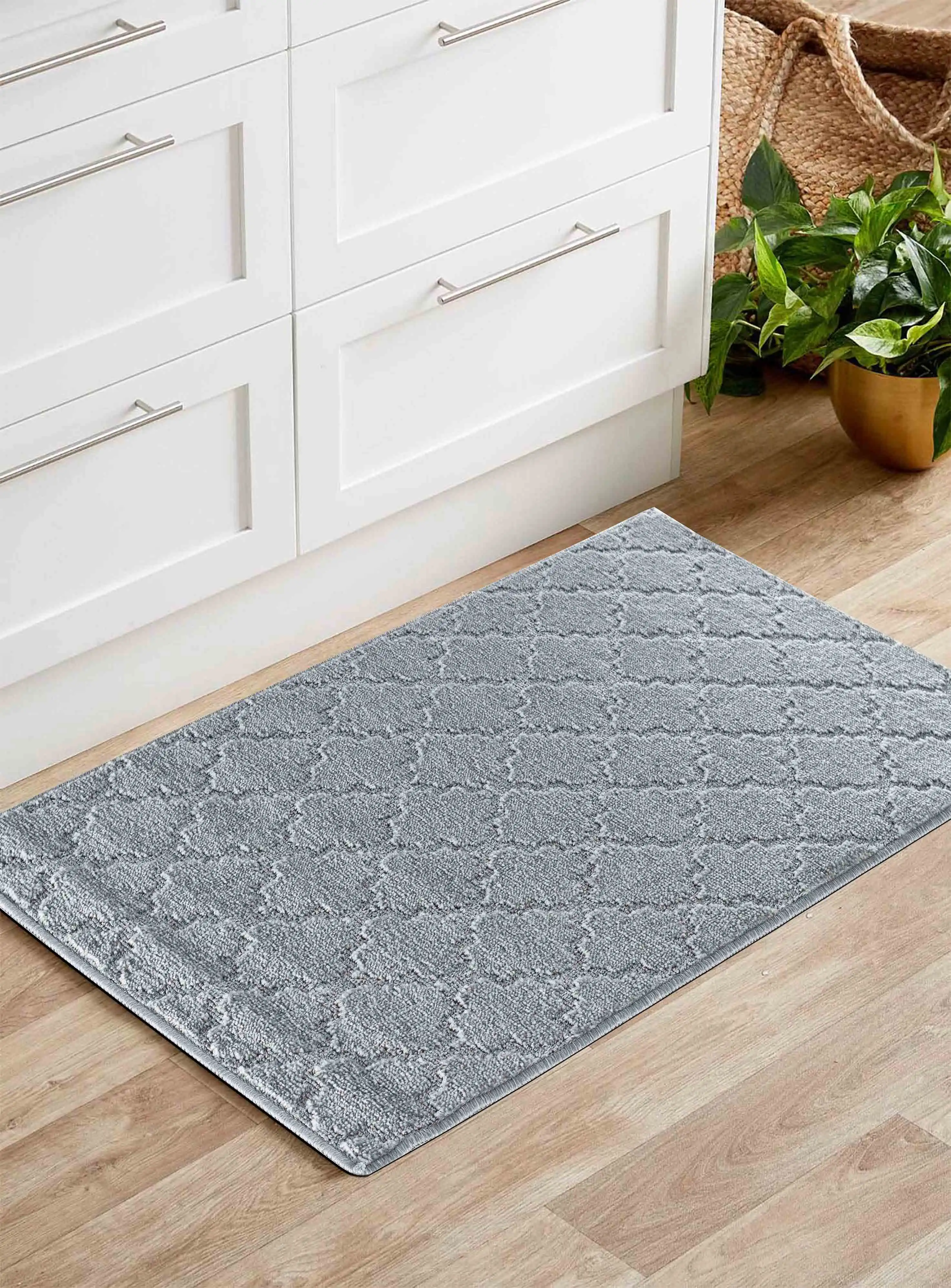 Washable 9mm Gel-Back Trellis Silver Rug Questions & Answers